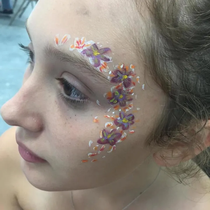 Floral cheek by Eyerratic